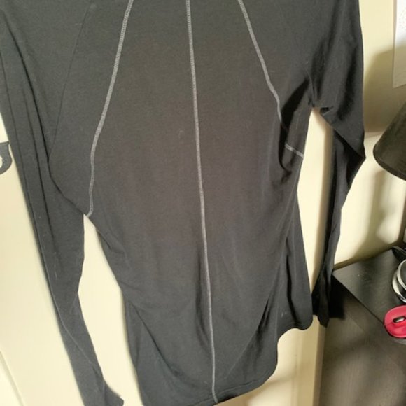 Athleta Women's Shiva Top Black Size Medium - Picture 2 of 3